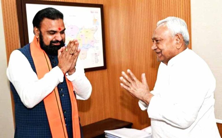 samrat-choudhary-meets-nitish-kumar-